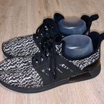 Black & white comfy athletic sneakers woman’s 9 Photo 0