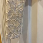 Bebe BRAND CREME LACE L/S TOP HAS BUILT IN LINING PRETTY AND VERSATILE MEDIUM Photo 5