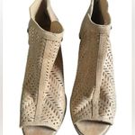 Altar'd State Altar’d State Women’s 9 Tan Nude Peep toe chevron style pattern heeled boots Photo 2