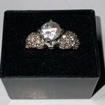 Vintage Lind HGE Gold Plated Large Round Solitaire CZ & Clusters Costume Ring 8 Photo 1