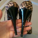 Unisa  Animal Print Beaded Heels Size 5.5 Photo 4