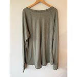 We The Free Thumb Hole Long Sleeve Pullover Tunic T-Shirt Green Women's X-Large Photo 2