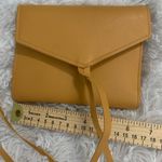 Glass Ladder Co Yellow Leather Crossbody Bag Tech Organizer NWT but FLAWED Photo 8