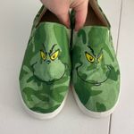 EUC Women’s green grinch canvas slip on casual loafers shoes comfy size 10.5/11 Photo 6