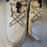 on cloud On-running Photo 8