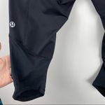 Lululemon Run Pace Crop Leggings Black Ocean Stripe Bleached Coral Sz 6 Photo 7