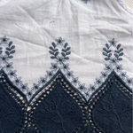 White and Navy Embroidered Sleeveless Top Size XS Photo 2
