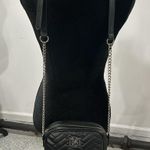 Badgley Mischka  purse with dust cover Photo 1