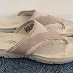 Route 66  women 8 leather upper slip on flip flops w/smoothe comfort arch sole Photo 0