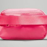 Lululemon NWT  Everywhere Belt Bag 1L Sakura Pink Photo 4