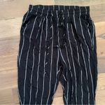 Pretty Little Thing  Black White Striped Elastic Waist Pants Size 8 Photo 2