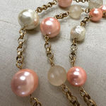 Pink faux pearl triple strand vintage necklace Photo 1