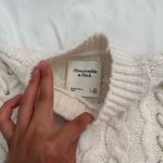 Abercrombie & Fitch Abercrombie Sweater Knit Photo 1