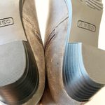 Abeo Melanie 5” Gray Suede Ankle Boots Side Zip Women’s Size 7.5 Winter Boot EUC Photo 8