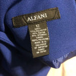 Alfani   royal blue skirt sz 12 Photo 4