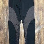 Nike Women's  Black Medium Pro Warm Leggings 7/8 Length Photo 0