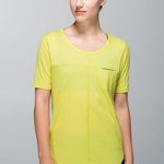 Lululemon Run Away Tee Heathered Almost Pear Short Sleeve Workout Shirt Sz 6 / 8 Photo 0