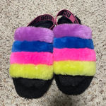 UGG  w fluff Yeah Slide size 7 Photo 0