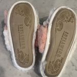 Idyllwind  Women’s Cozy Faux Fur Slippers Size 6 EUC Photo 3
