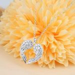 Angel wings necklace Photo 0