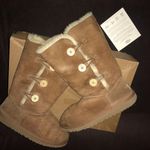 UGG Chestnut s Photo 0