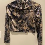 Lane 201 NWT- Velvet Floral Long Sleeve Crop Top-Size Medium Photo 3