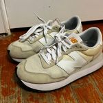 New Balance Women’s Sneakers Photo 0