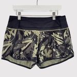 Lululemon Womens Short Green Speed Camouflage Athletic Running Stretch Size 4 Photo 1