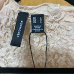 VERO MODA  Textured Crinkle Sleeveless Top in Neutral - Size Large Photo 4