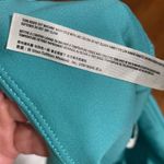 Fabletics FREE PEOPLE MOVEMENT TEAL YOGA LEGGINGS STRETCH COMPRESSION 3/4 LENGTH SZ MEDIUM Photo 10