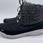 Ryka Faux Fur Lined Snow Boots. Size 9M. In excellent condition! Photo 1