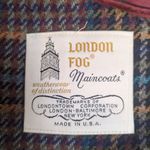 London Fog 90s Vintage  Women's Trenchcoat Red with Green Plaid Lining Size 6 Photo 3