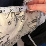 Lululemon lululmeon black straight leg pants size 4/6 Photo 2