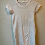 Lululemon White Swiftly Tech Short sleeve Size 2 Photo 0