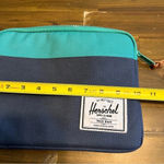 Herschel Supply Company Hershel Colorblock Top Zipper Padded Case Tablet Ipad Pouch Blue Turquoise Photo 3