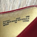 I Love Comfort Red Leather Photo 13