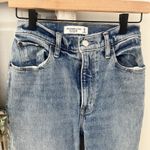 Abercrombie & Fitch  90s straight ultra high rise jeans Size 25 0 Medium Wash Photo 2