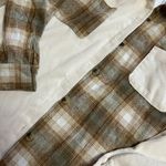 Blu Pepper Button-Up Flannel Photo 2