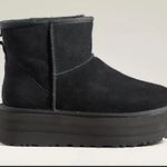 UGG  Black Platform Boots Photo 2