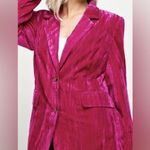 Ellison NWT  Fuchsia Crushed Velvet Blazer Photo 3