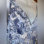 Buckle NWT Day trip Surplice Tank Size XL Ivory Blue Paisley Photo 2