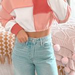 SheIn Pink Color Black Cropped Crew Neck Photo 2