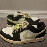 Nike Air Jordan 1 Low SE "85 Fall League" sneaker Photo 2