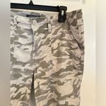 Camo‎ Cargo Style Tapered Leg Pants Size 31 Photo 2