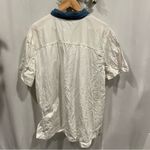 Cute cottagecore floral garden embroidered denim white button front blouse Blue Size 1X Photo 3