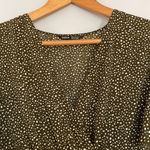 SheIn  Green and White Dot Butterfly Sleeve Dress Size US 4 Photo 3