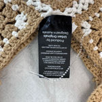 Urban Originals Tan and White Geometric Tote Photo 1