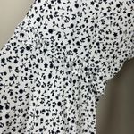 BeachLunchLounge Beach Lunch Lounge Tunic Top Womens Medium White Black Floral Tiered Ruffle M Photo 4