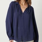 Velvet by Graham & Spencer Josie Relaxed Challis Blouse Size Medium NWT Blue Photo 0