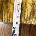 fab'rik  Yellow Sweater‎ M/L Photo 2